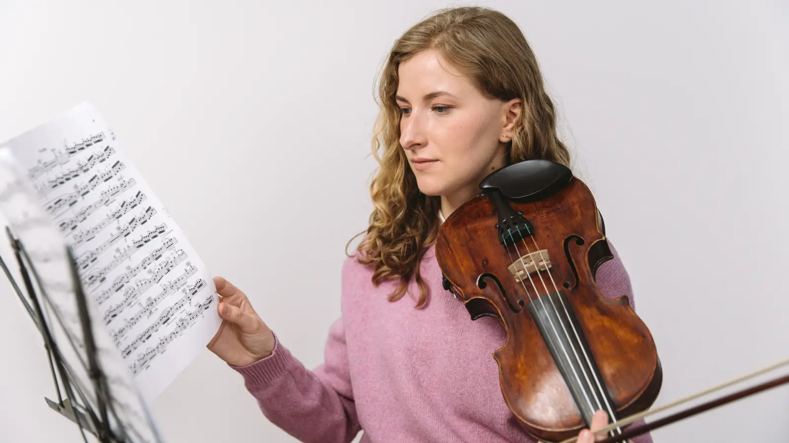 Can You Read Violin Music and Play at the Same Time?