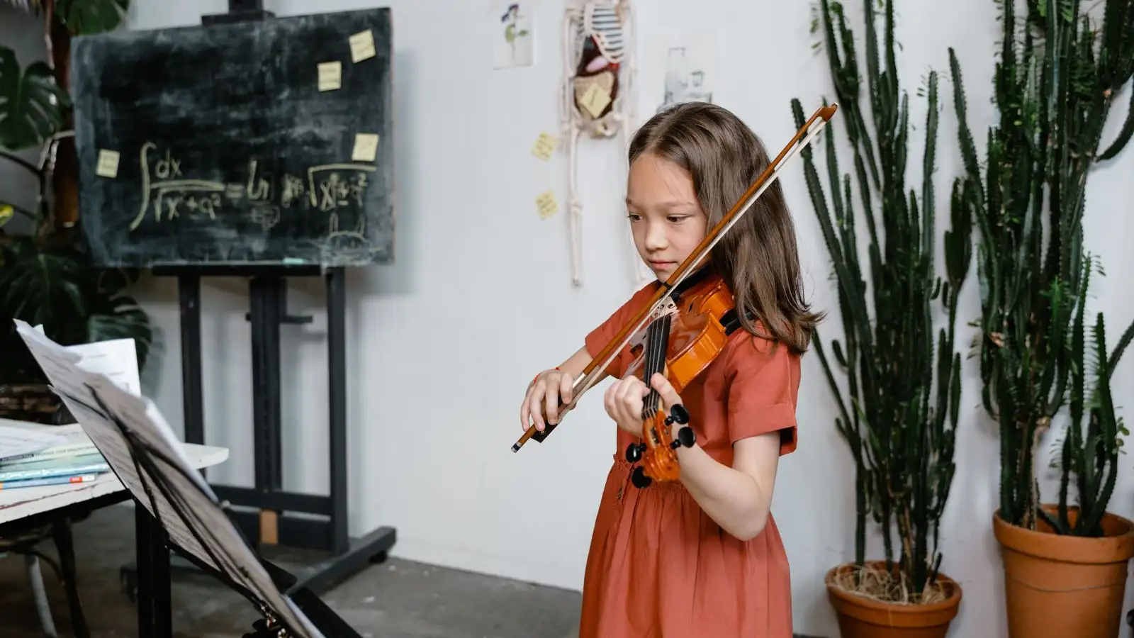 How to Check a Child's Violin Bow Hold Without Hovering