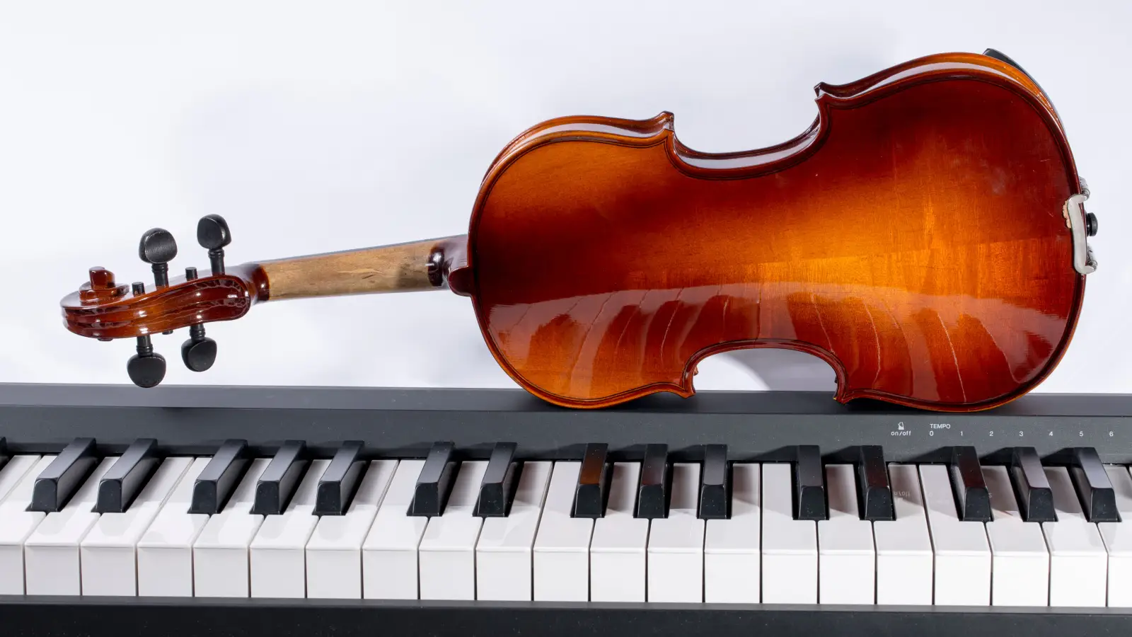 The Cost Beginners Forget When Buying an Electric Violin