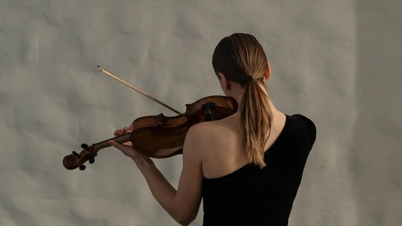 The Shoulder Rest Fit Your Violin Teacher Would Fix First