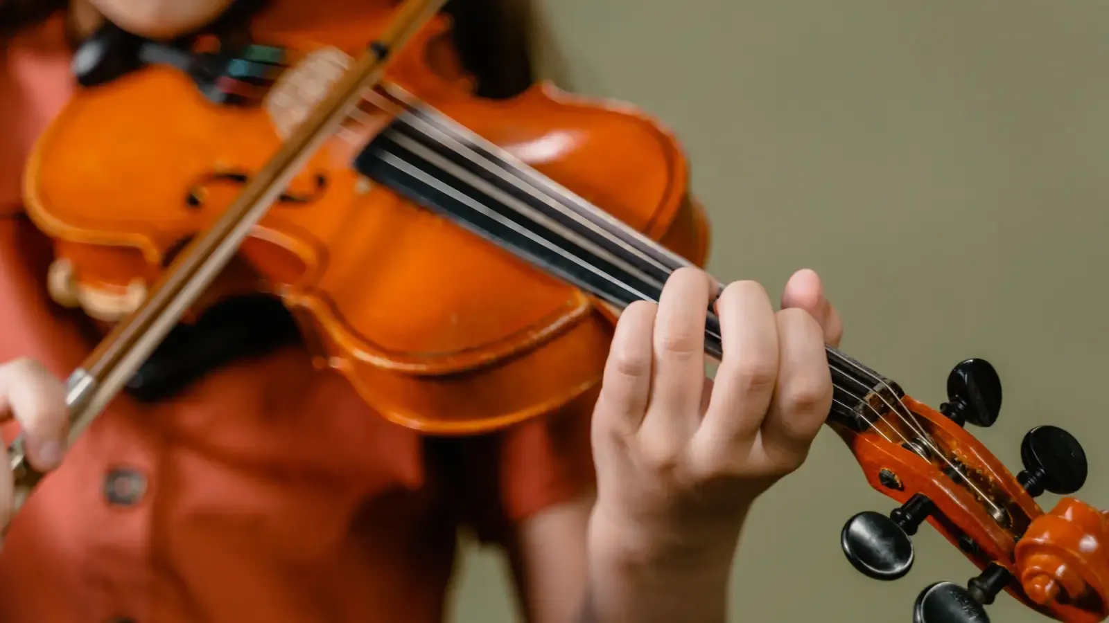Why Does My Bow Hair Keep Breaking? (And 4 Other Beginner Fixes)