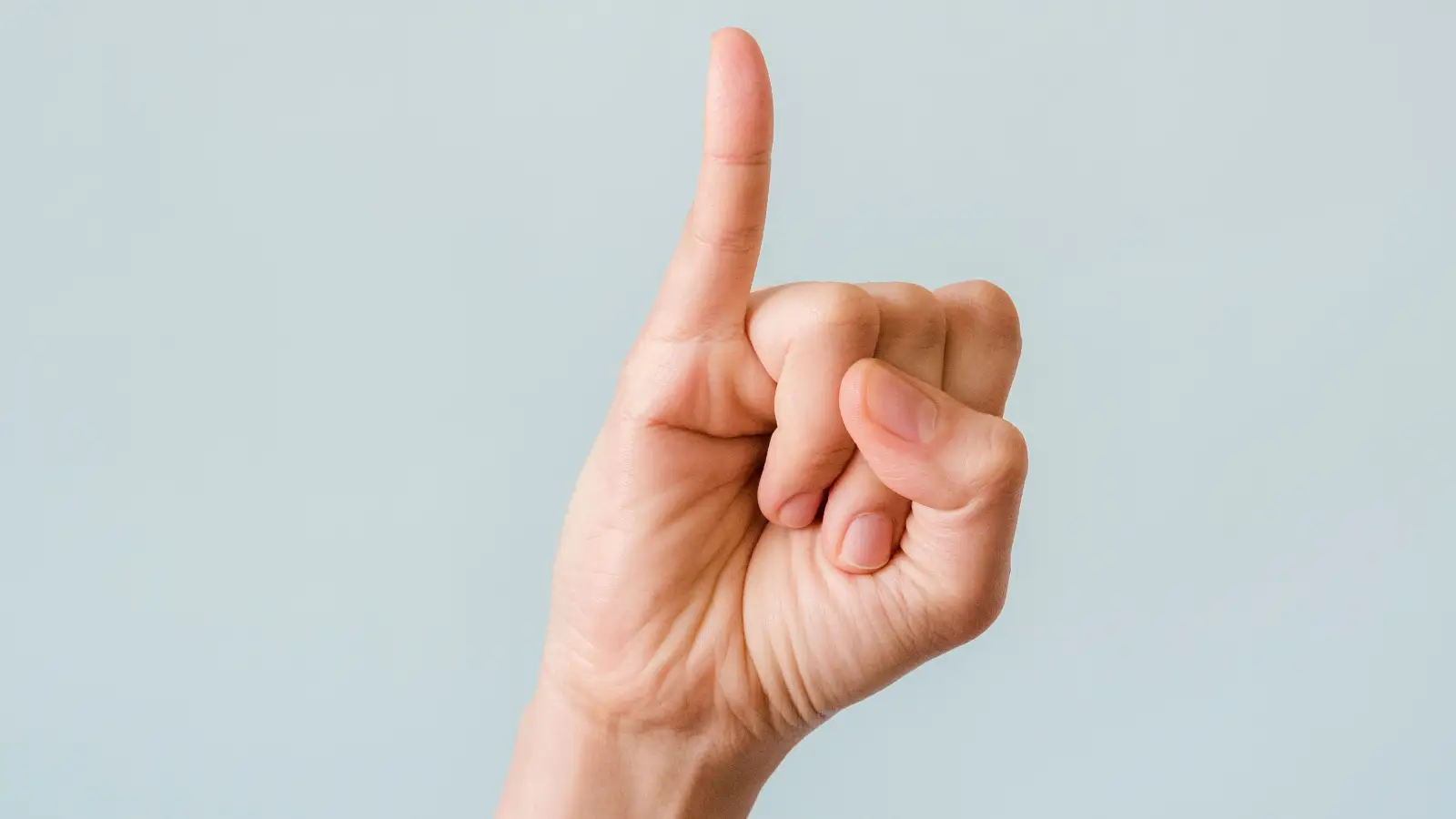 Are Your Thumb and Pinky Ruining Your Bow Hold? Fix Them Now